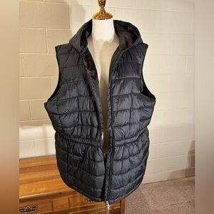 Swiss Tech Women’s Quilted Vest